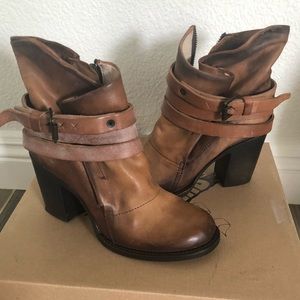 Freebird by Steven booties boots brown ankle 7
